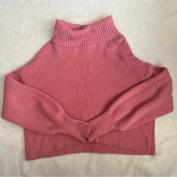 wild fable Pink Women's Cropped Turtleneck Sweater - Picture 1 of 5